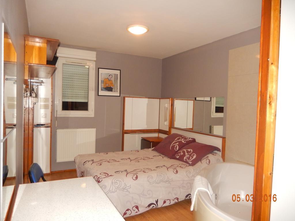 Hotel Eco Logis Espace Bellevue Semeac Luaran gambar